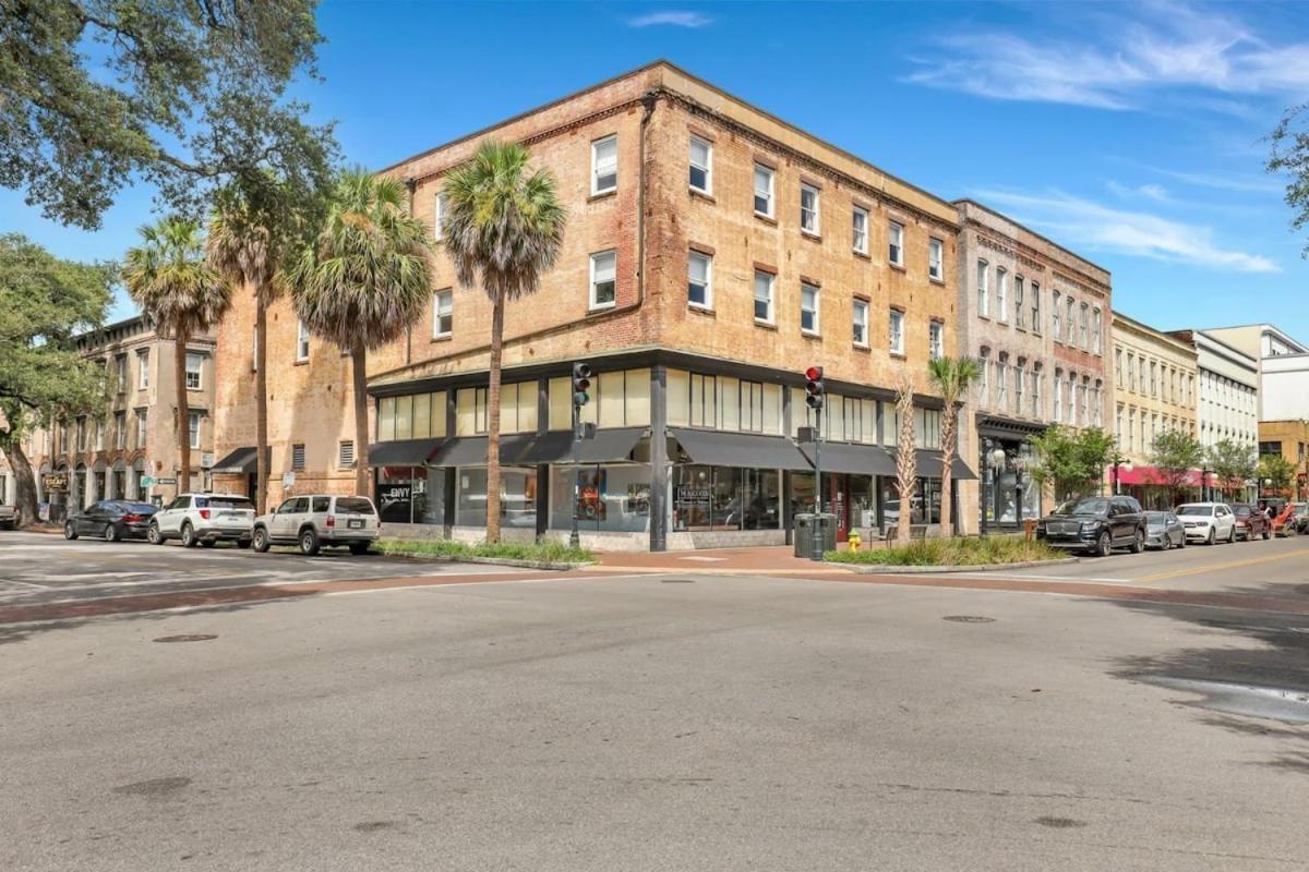 Lush Savannah Loft - Near Plant Riverside District Buitenkant foto